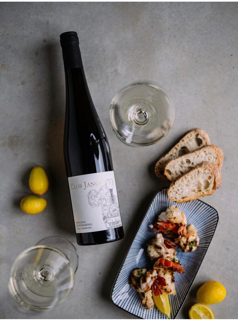 Uncles Light Riesling